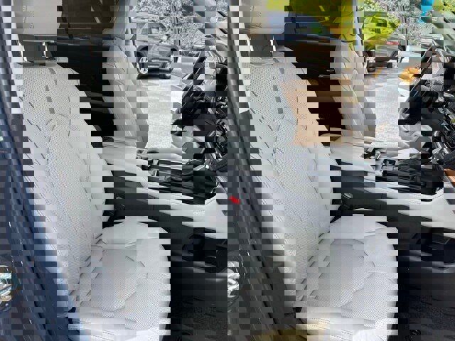 Used 2025 Toyota Grand Highlander AWD image 21