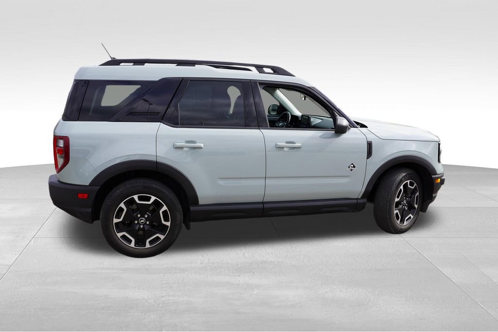 Certified 2023 Ford Bronco Sport Outer Banks w/ Tech Package AWD/4WD image 4