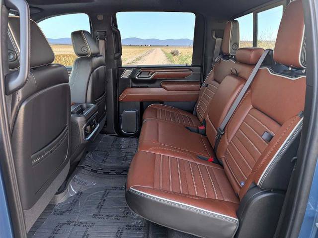 Used 2024 GMC Sierra 3500 Denali Ultimate AWD/4WD image 16