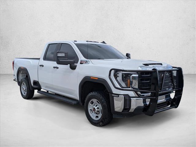 Used 2024 GMC Sierra 2500 Pro AWD/4WD image 3