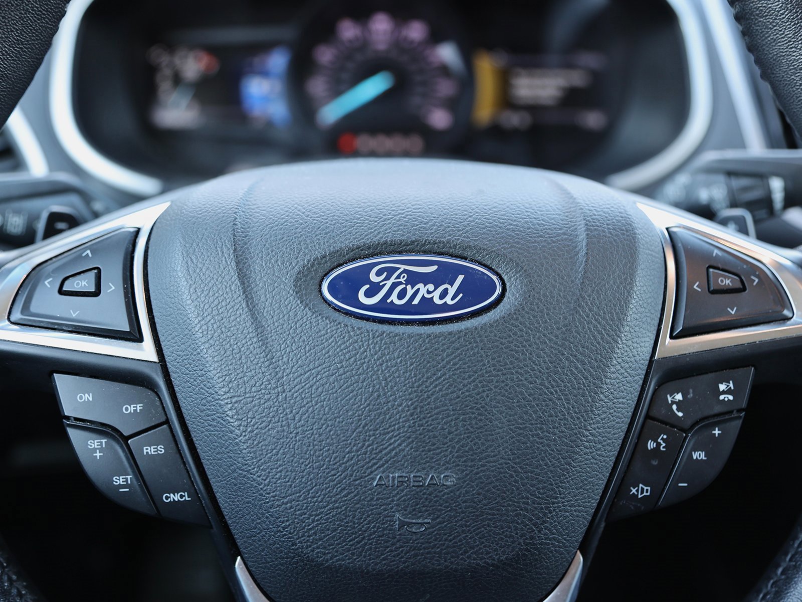 Certified 2019 Ford Edge SEL w/ Equipment Group 201A image 36