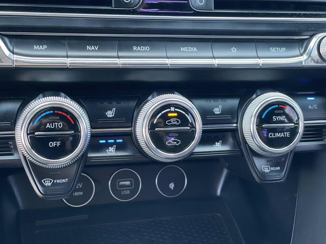 Used 2023 Genesis G70 2.0T w/ Sport Prestige Package image 4