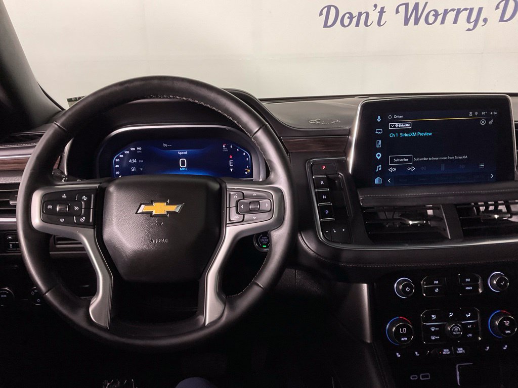 Used 2023 Chevrolet Suburban LT w/ LT Signature Plus Package RWD image 18