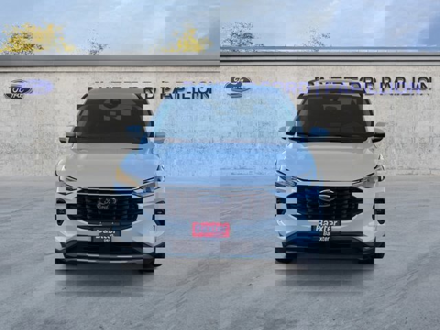 Certified 2024 Ford Escape SE image 8