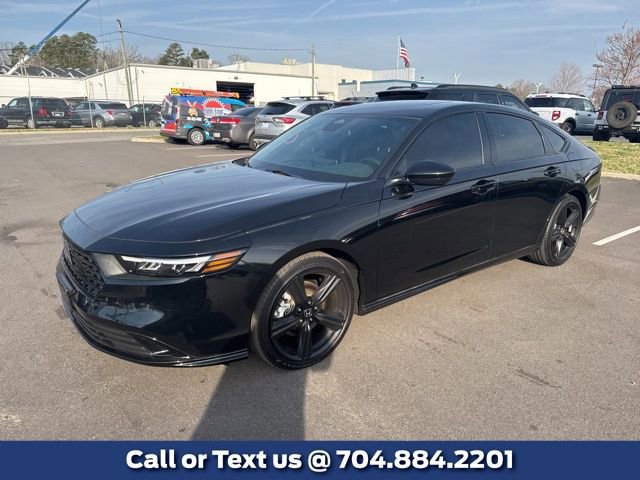 Used 2024 Honda Accord Sport image 9