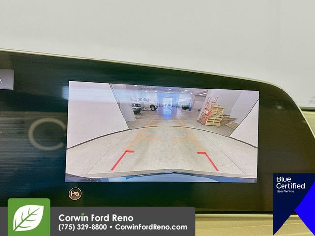 Used 2024 Cadillac XT4 Premium Luxury w/ Technology Package image 17