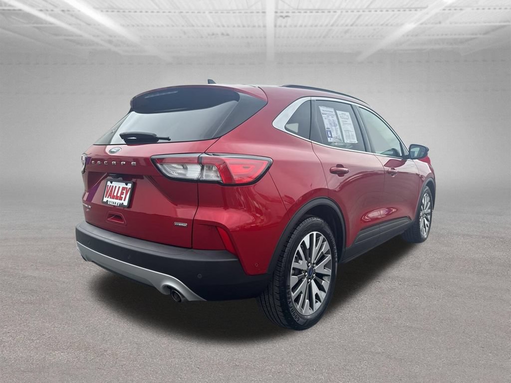Certified 2020 Ford Escape Titanium w/ Titanium Premium Package 2.0 FWD image 16