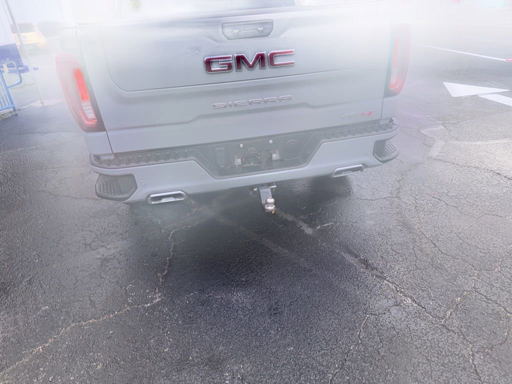 Used 2025 GMC Sierra 1500 AT4 w/ Technology Package image 2