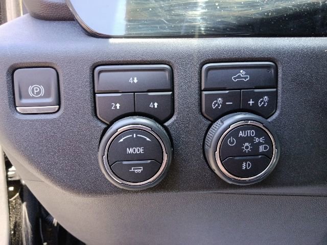 Used 2024 Chevrolet Silverado 2500 LT w/ Convenience Package AWD/4WD image 18