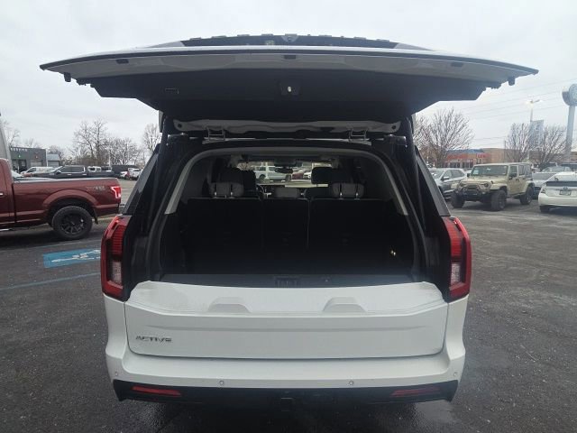 Certified 2025 Ford Expedition Active image 13