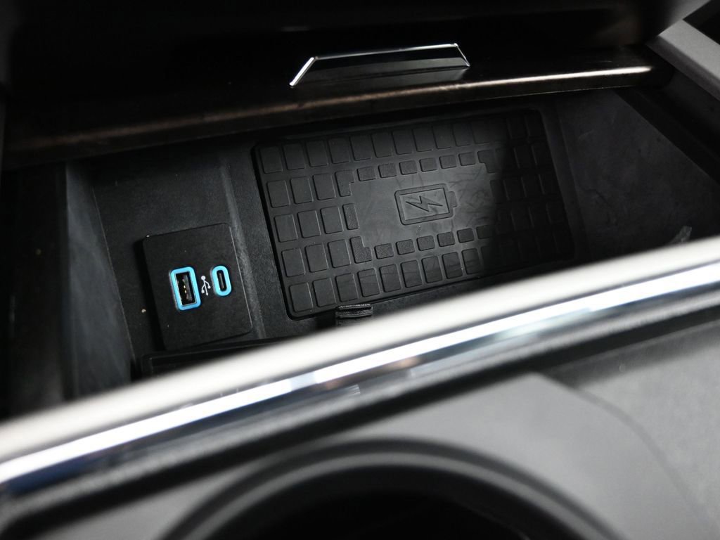 Certified 2022 Ford F250 Lariat w/ Lariat Ultimate Package image 46