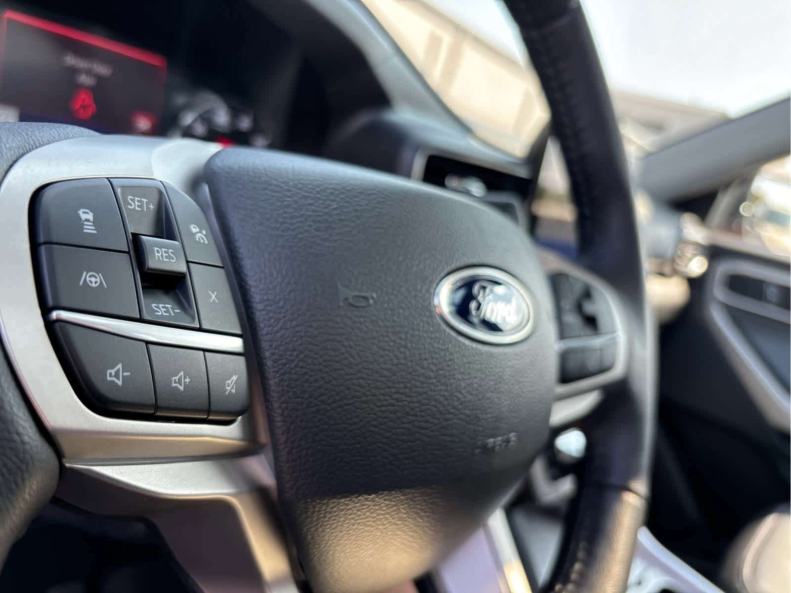 Certified 2024 Ford Explorer XLT w/ Equipment Group 202A image 17