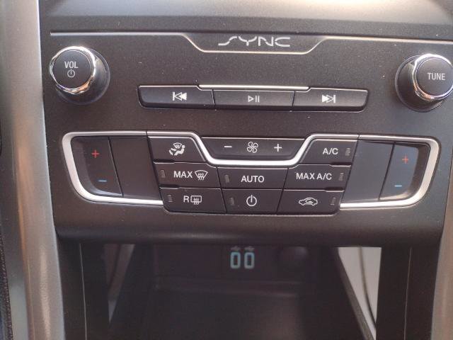 Certified 2020 Ford Fusion SE image 15