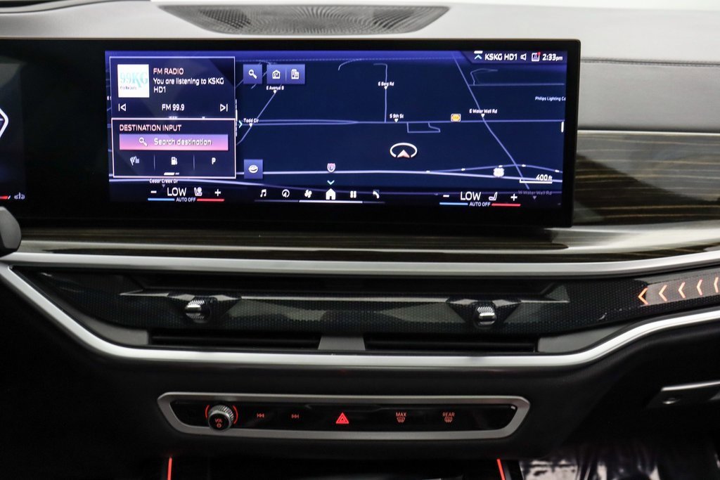 Used 2024 BMW X7 xDrive40i w/ Premium Package image 19