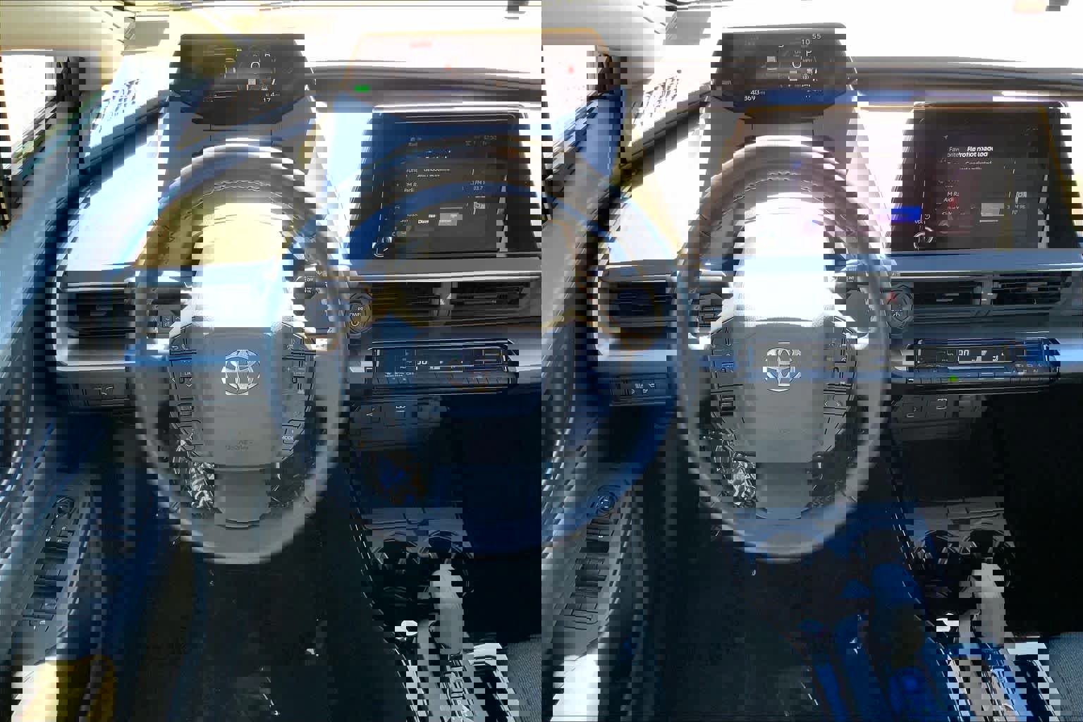 Used 2023 Toyota Prius LE image 7