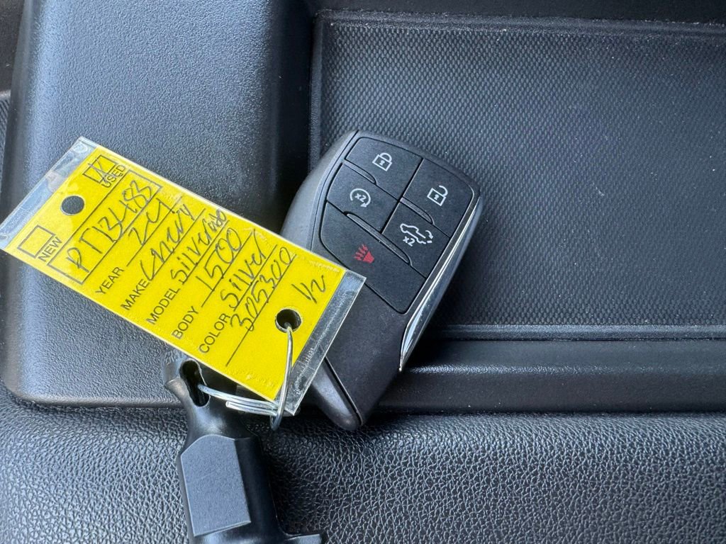 Used 2024 Chevrolet Silverado 1500 LT AWD/4WD image 12