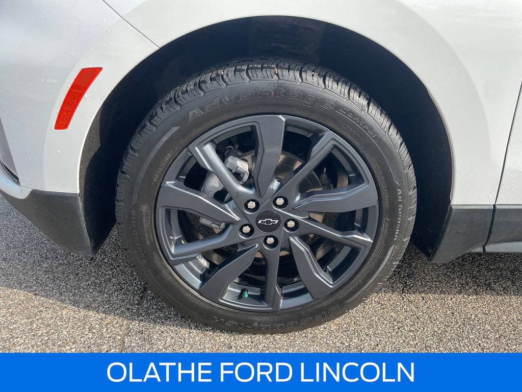 Used 2022 Chevrolet Equinox RS w/ RS Leather Package AWD/4WD image 30