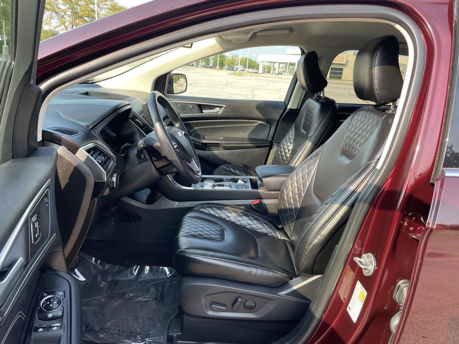 Certified 2024 Ford Edge Titanium AWD/4WD image 17