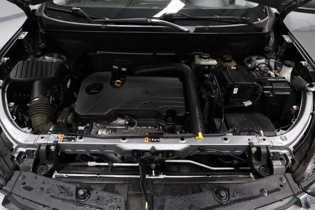 Used 2023 Chevrolet Equinox LS image 12