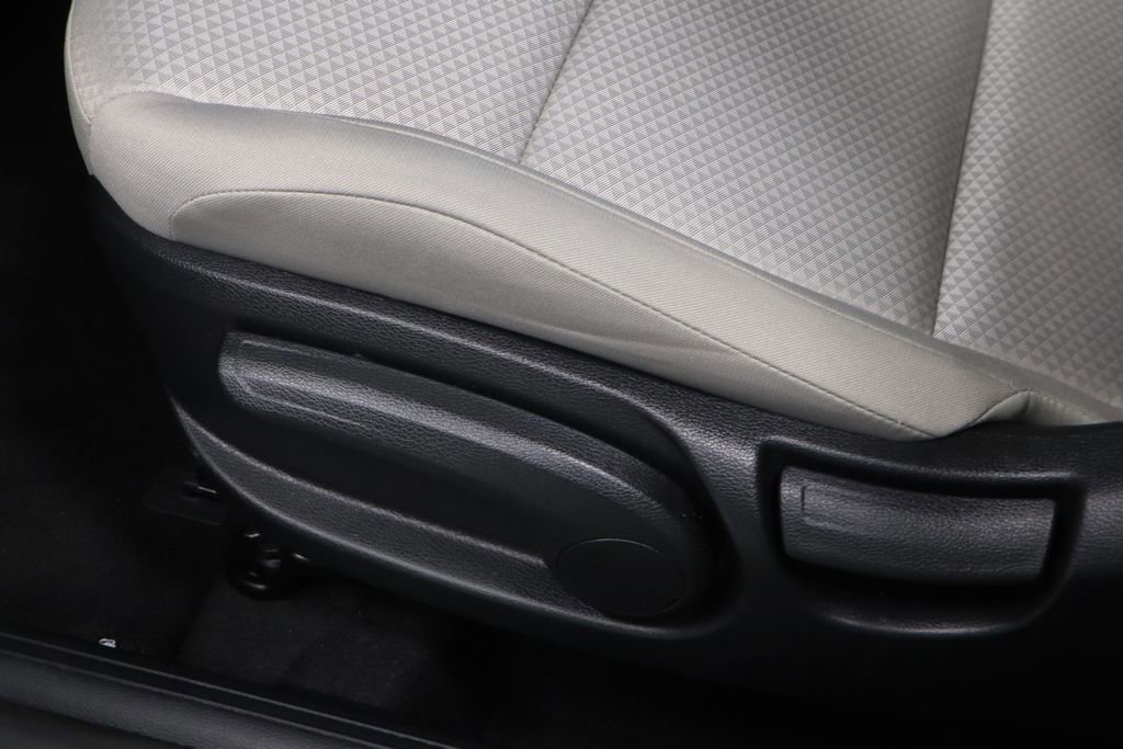 Used 2025 Kia Soul LX w/ LX Technology Package image 23