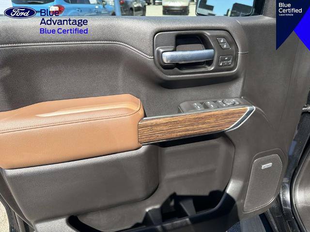 Used 2020 Chevrolet Silverado 1500 High Country w/ Technology Package AWD/4WD image 15
