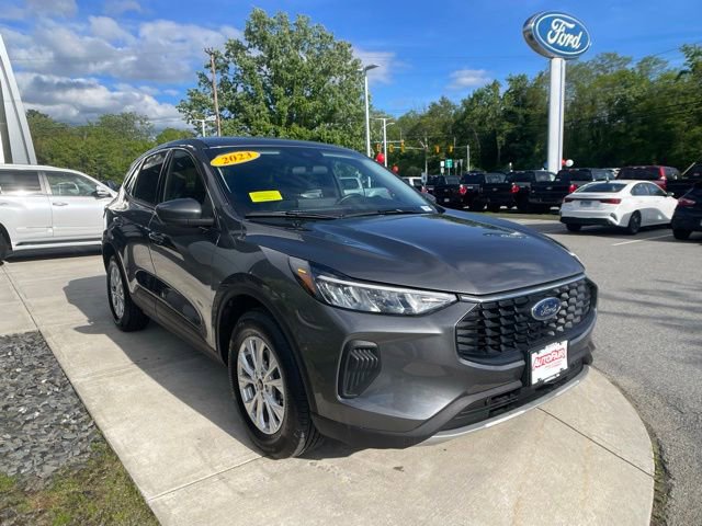 Certified 2023 Ford Escape Active w/ Tech Pack #2 AWD/4WD image 2