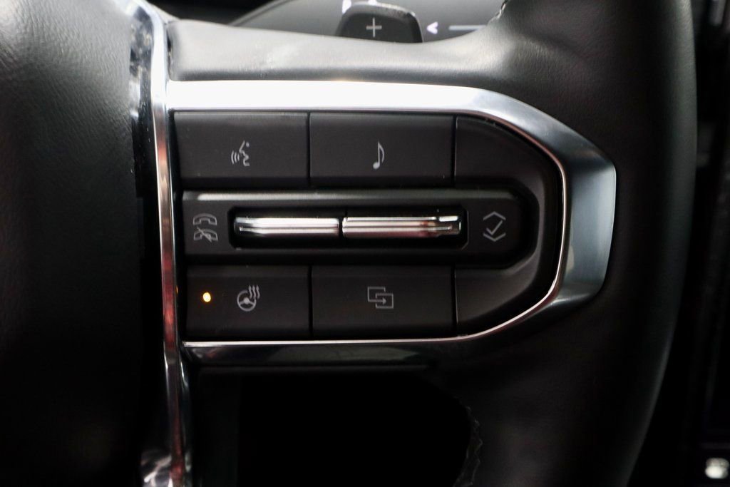 Used 2025 GMC Acadia Elevation image 31