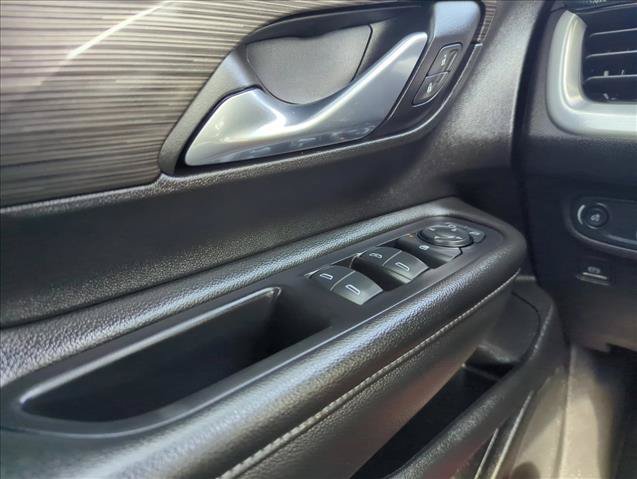 Used 2024 GMC Terrain SLE AWD/4WD image 24