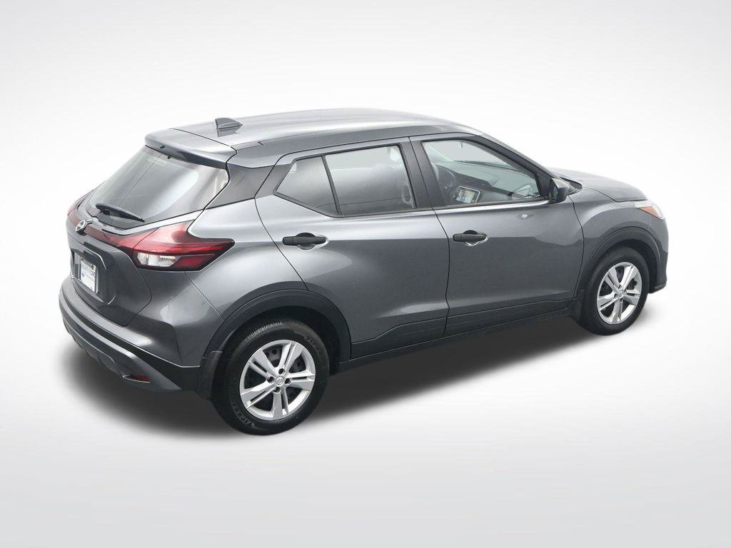 Used 2025 Nissan Kicks Play S FWD image 39