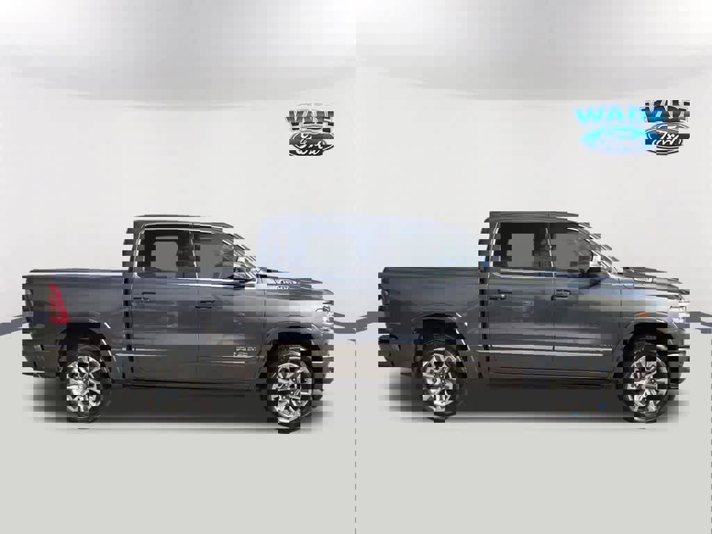 Used 2023 RAM 1500 Limited w/ Body Color Bumper Group image 4