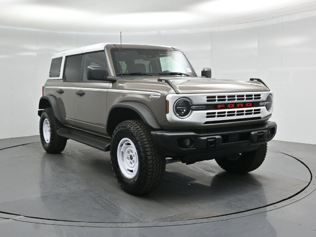Certified 2026 Ford Bronco Heritage Edition AWD/4WD image 56