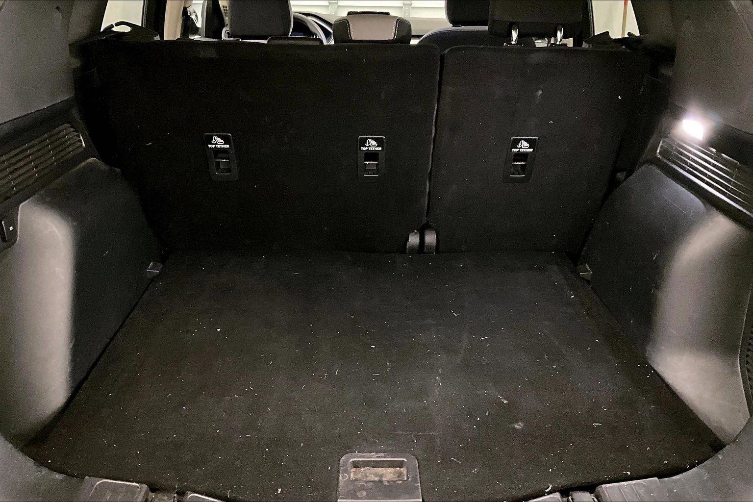 Certified 2020 Ford Escape SE image 33