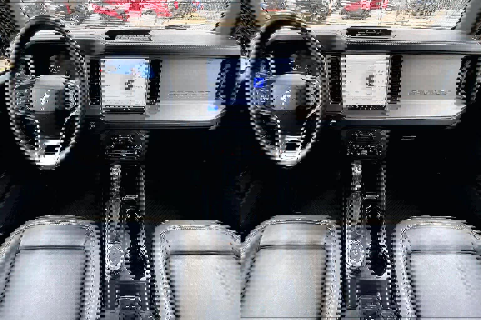 Certified 2025 Ford Bronco Outer Banks w/ Sasquatch Package image 17