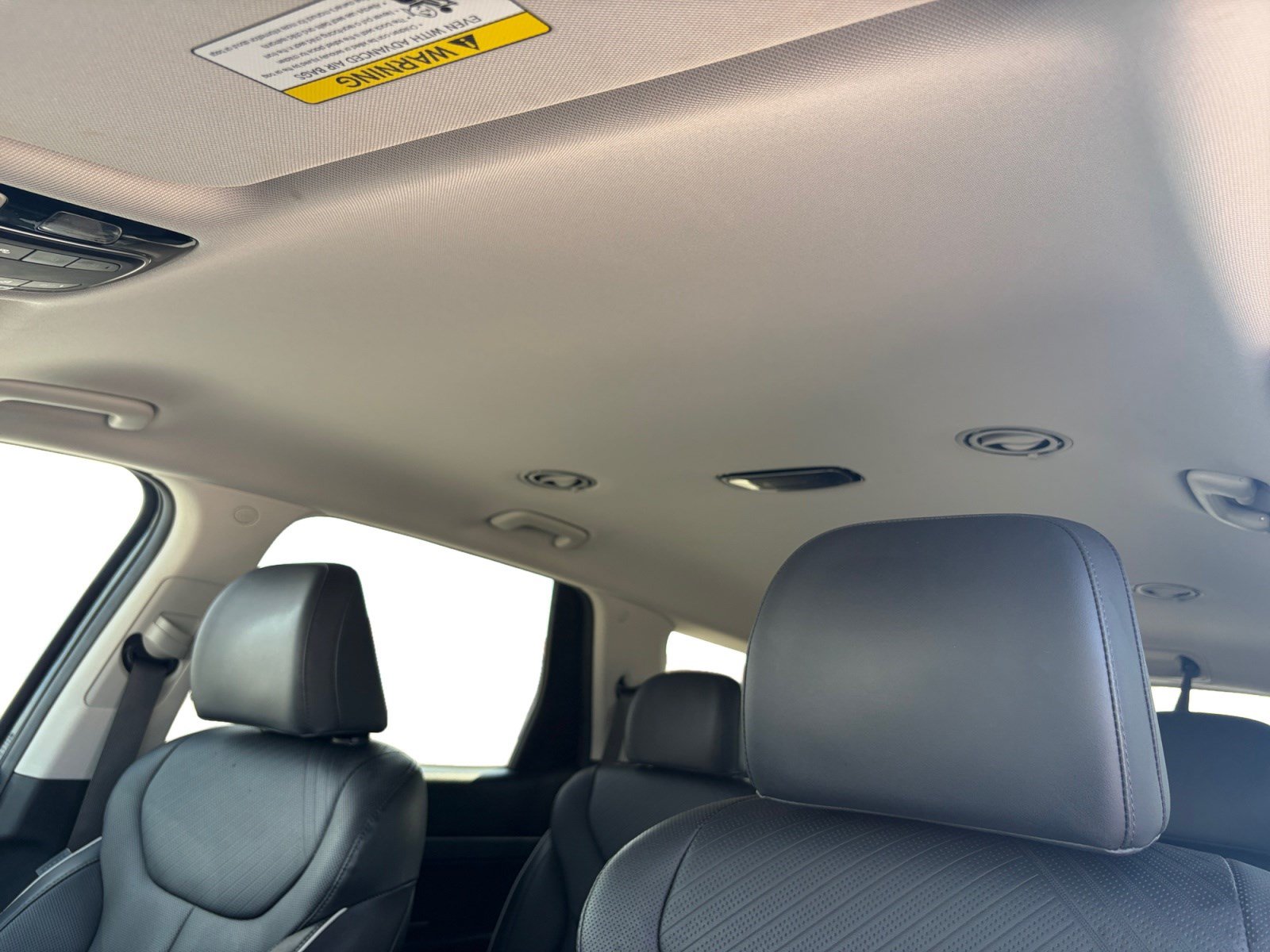 Used 2025 Hyundai Palisade SEL FWD image 12
