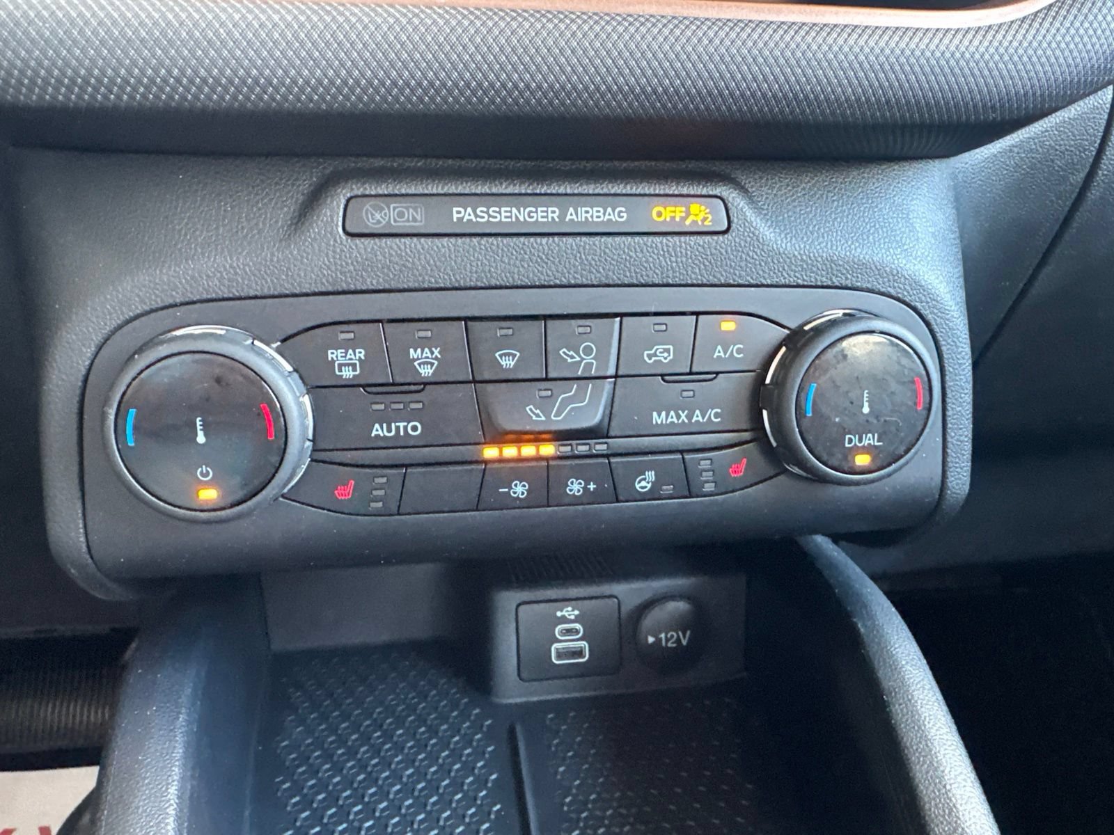 Certified 2023 Ford Bronco Sport Outer Banks AWD/4WD image 32