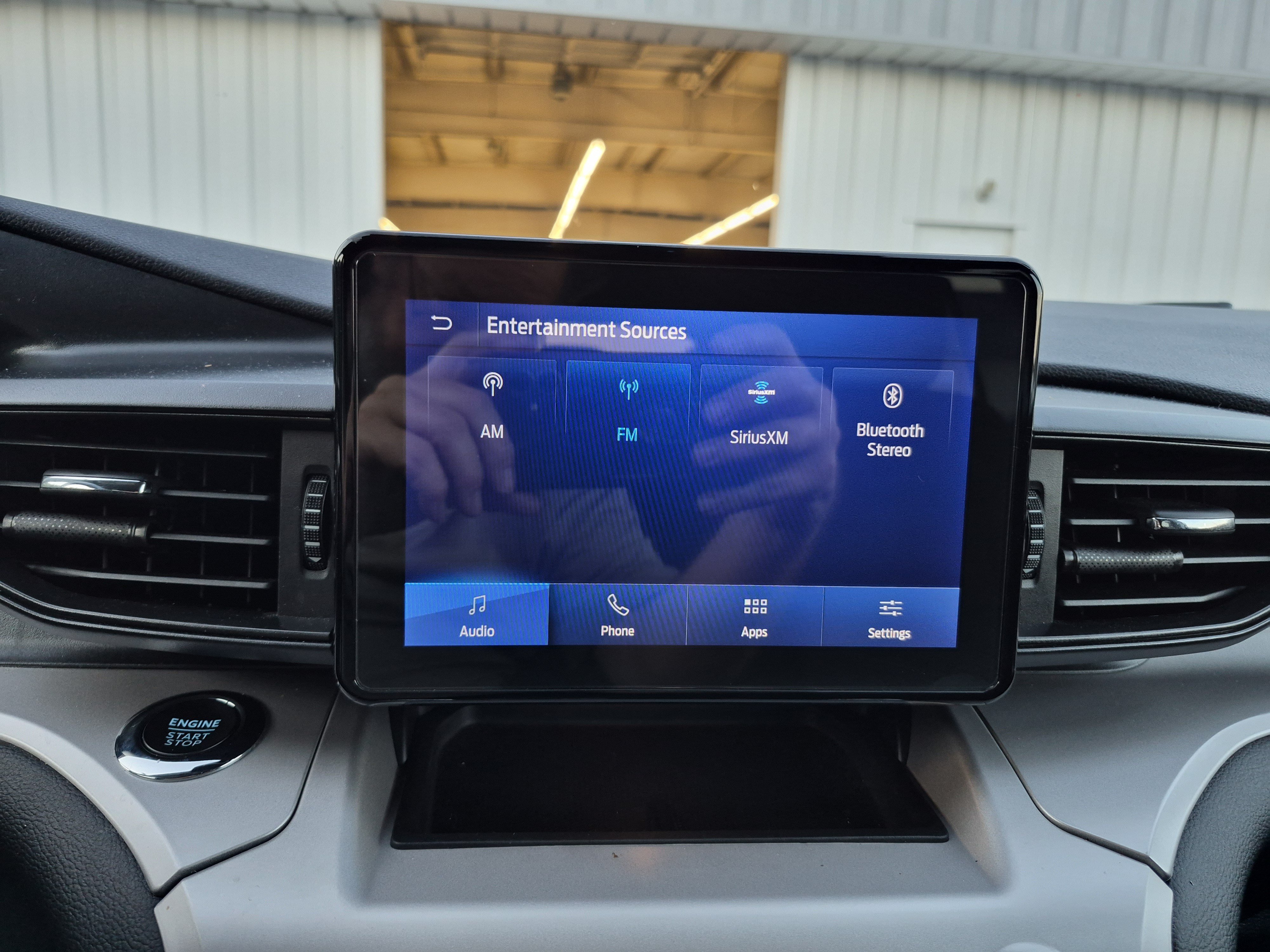 Certified 2024 Ford Explorer XLT RWD image 35