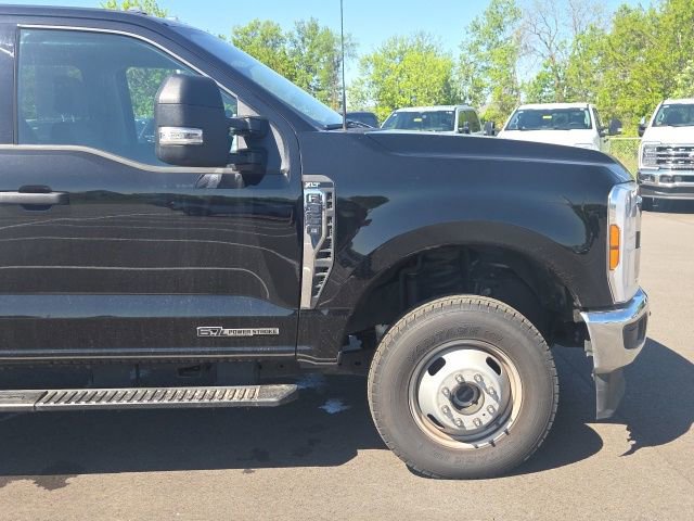 Certified 2026 Ford F350 XLT AWD/4WD image 4