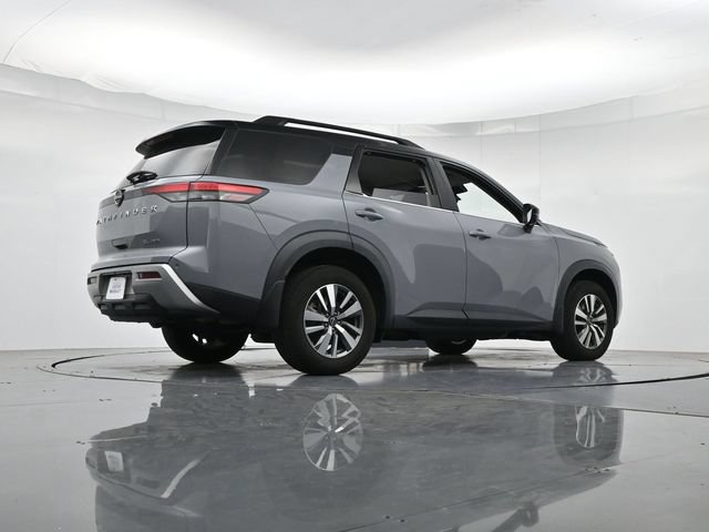 Used 2024 Nissan Pathfinder SL AWD/4WD image 35