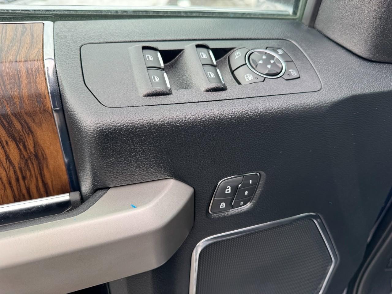 Certified 2019 Ford F150 Lariat w/ Equipment Group 502A Luxury image 15