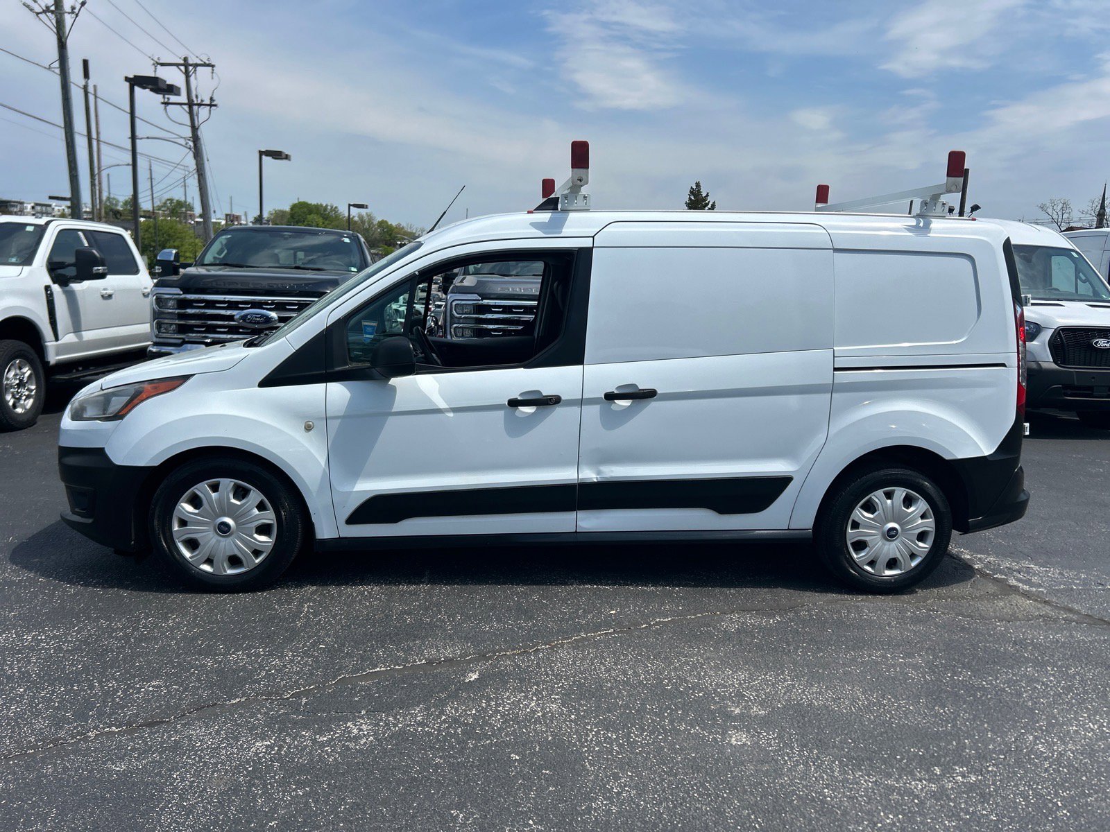 Certified 2020 Ford Transit Connect XL FWD image 4