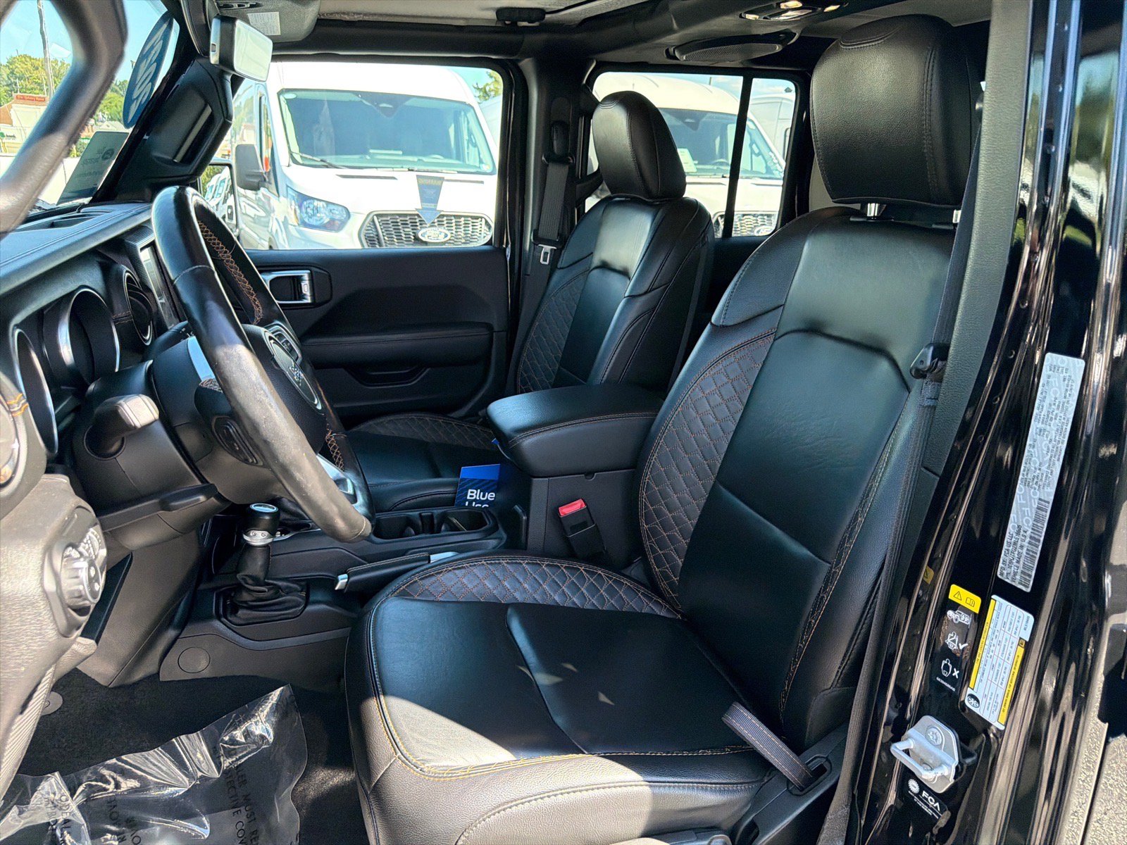 Used 2021 Jeep Gladiator Overland AWD/4WD image 11