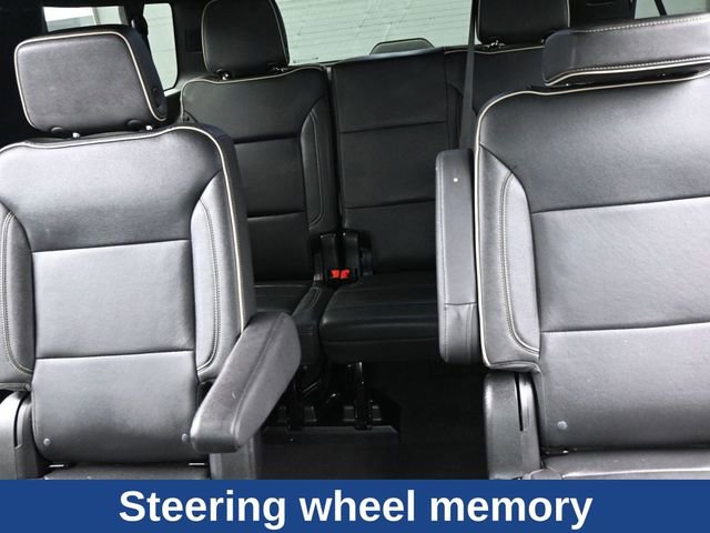 Used 2023 Chevrolet Suburban Premier AWD/4WD image 24
