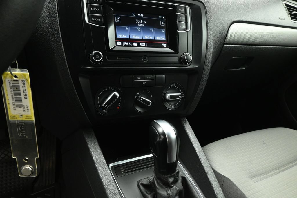 Used 2017 Volkswagen Jetta S FWD image 14