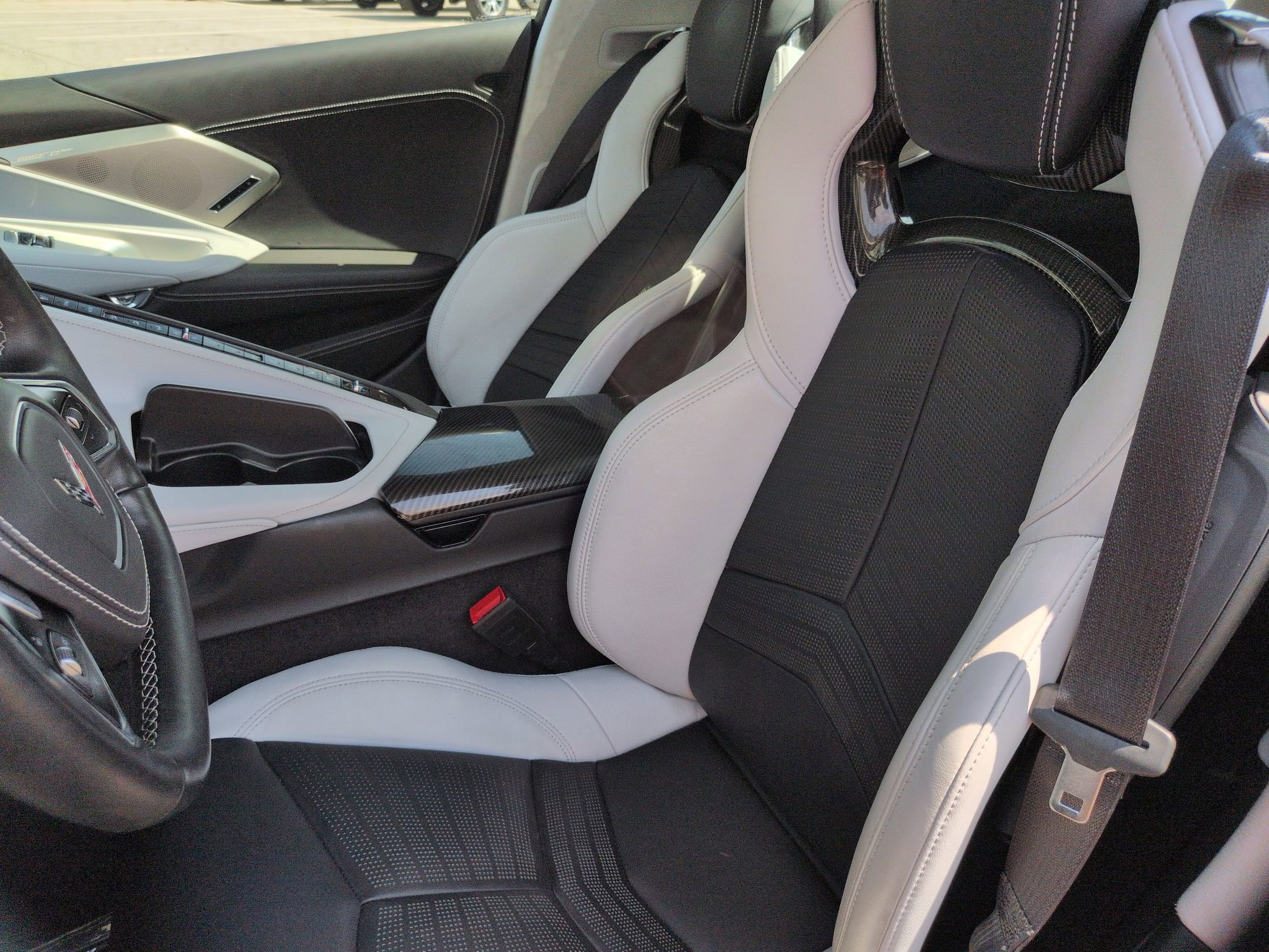 Used 2023 Chevrolet Corvette Stingray Premium Conv w/ Z51 Performance Package RWD image 16