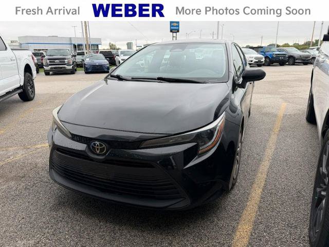 Used 2024 Toyota Corolla LE FWD image 1