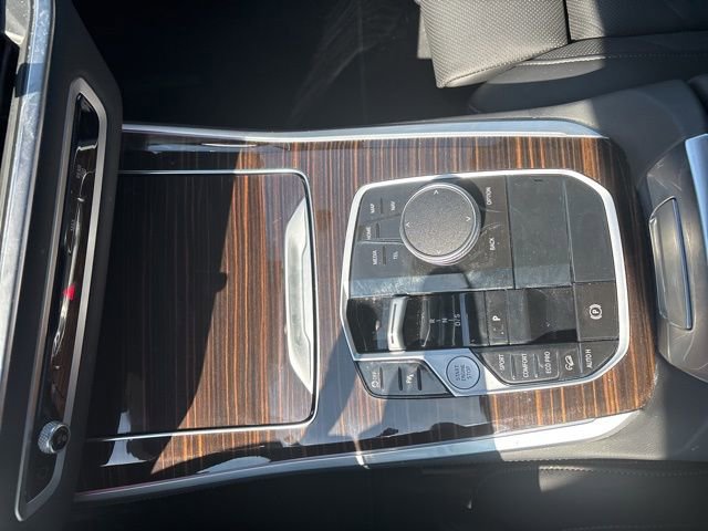 Used 2026 BMW X5 xDrive40i image 15