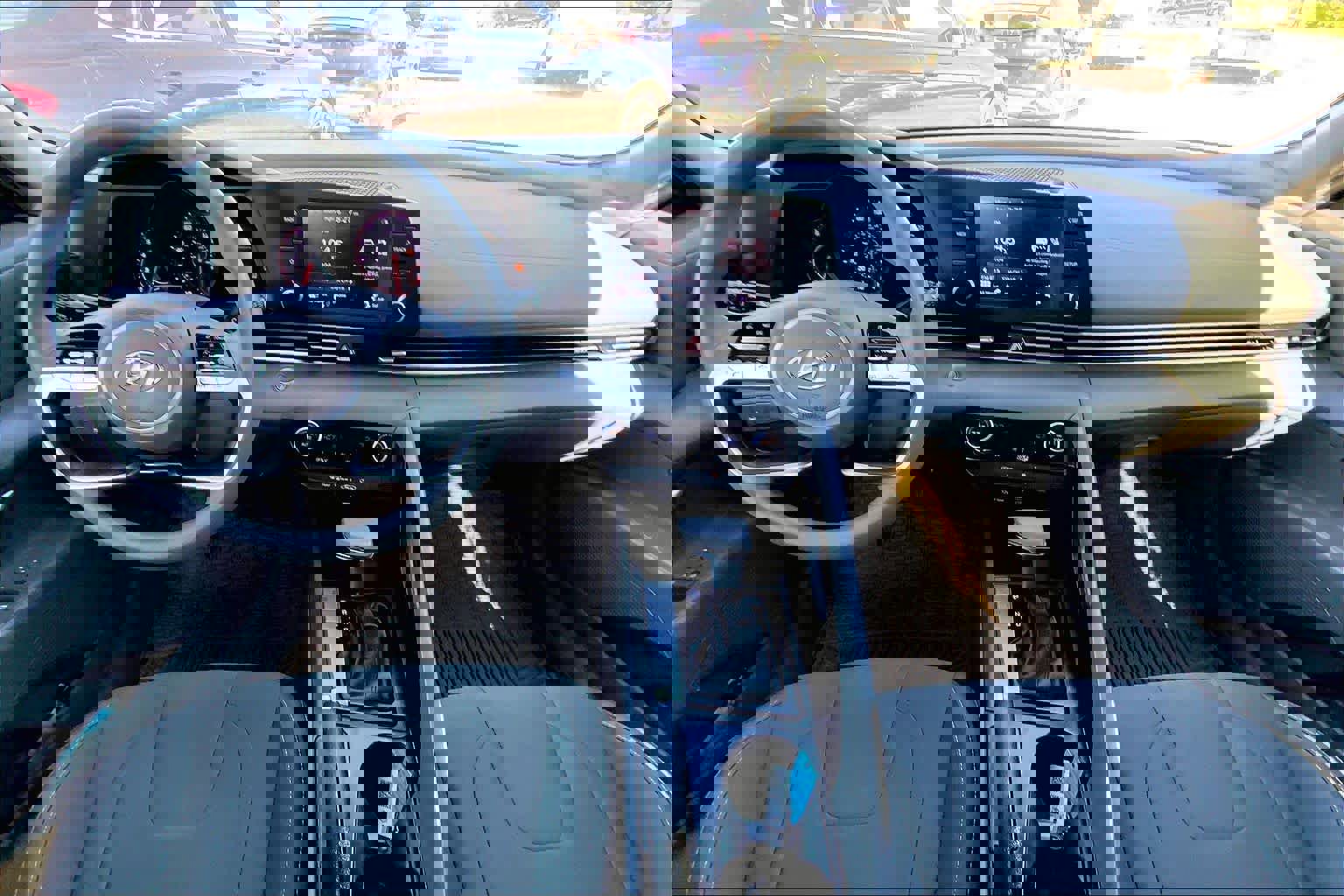 Used 2022 Hyundai Elantra SEL w/ Cargo Package image 13