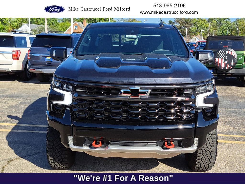 Used 2024 Chevrolet Silverado 1500 ZR2 image 8