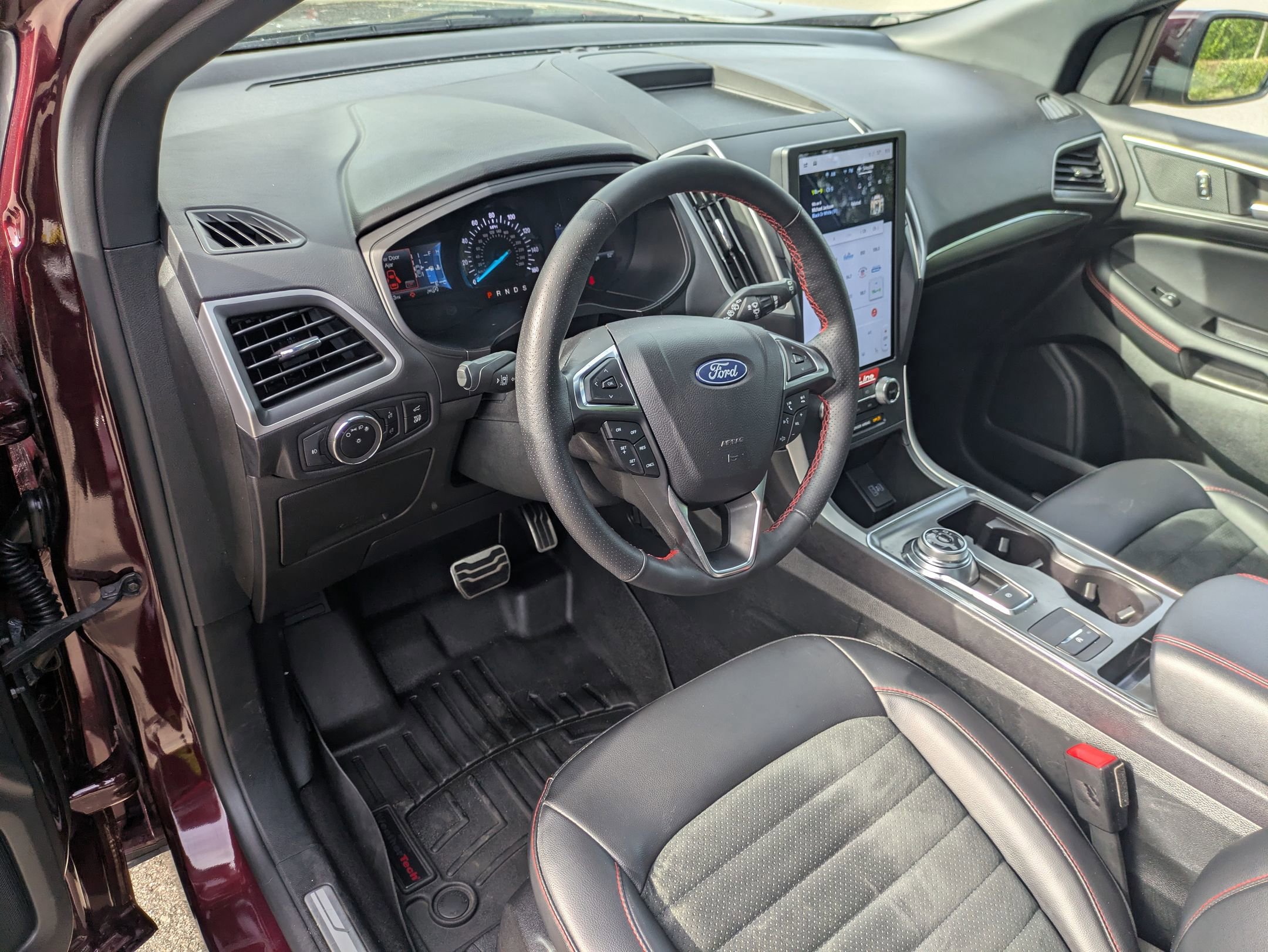 Certified 2023 Ford Edge ST-Line image 14