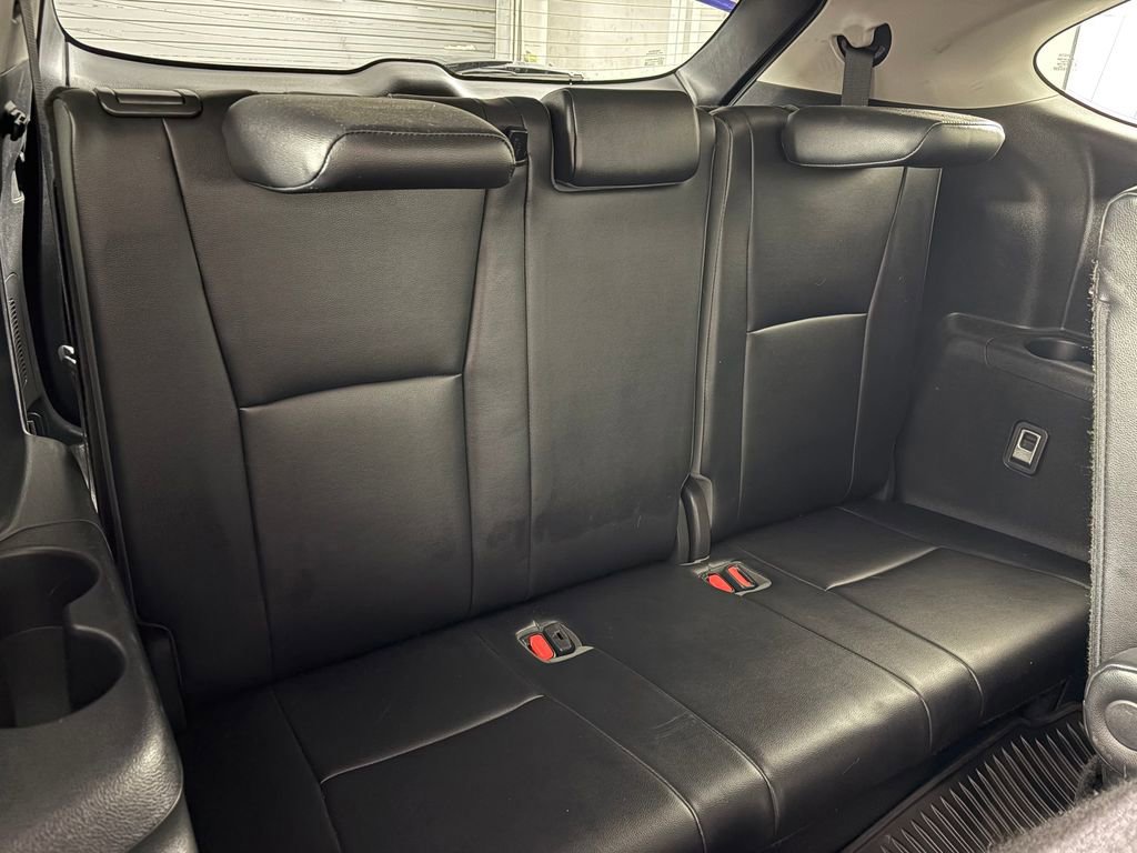 Used 2021 Toyota Highlander XLE image 36